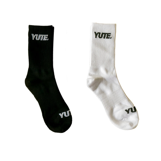 YUTE: Crew Socks (2 Pack) Black/ White